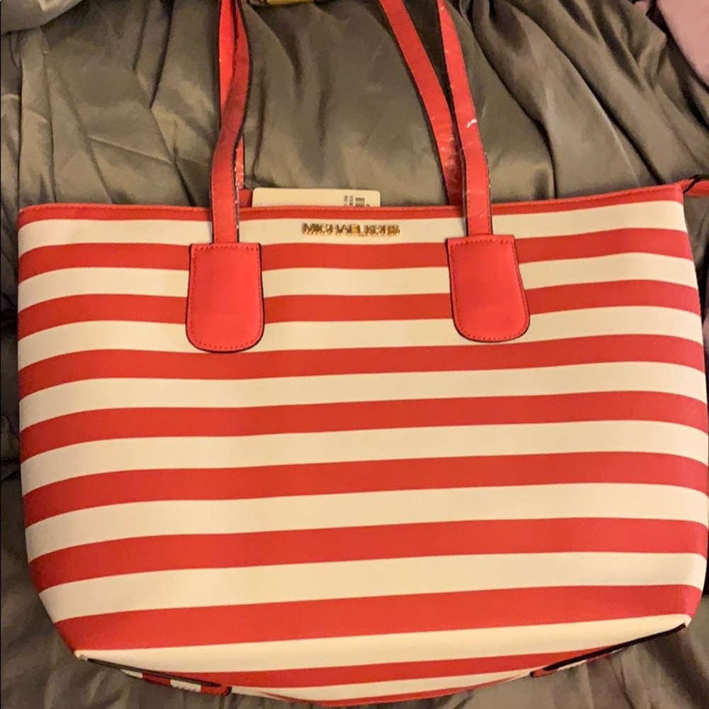 Michael Kors purse